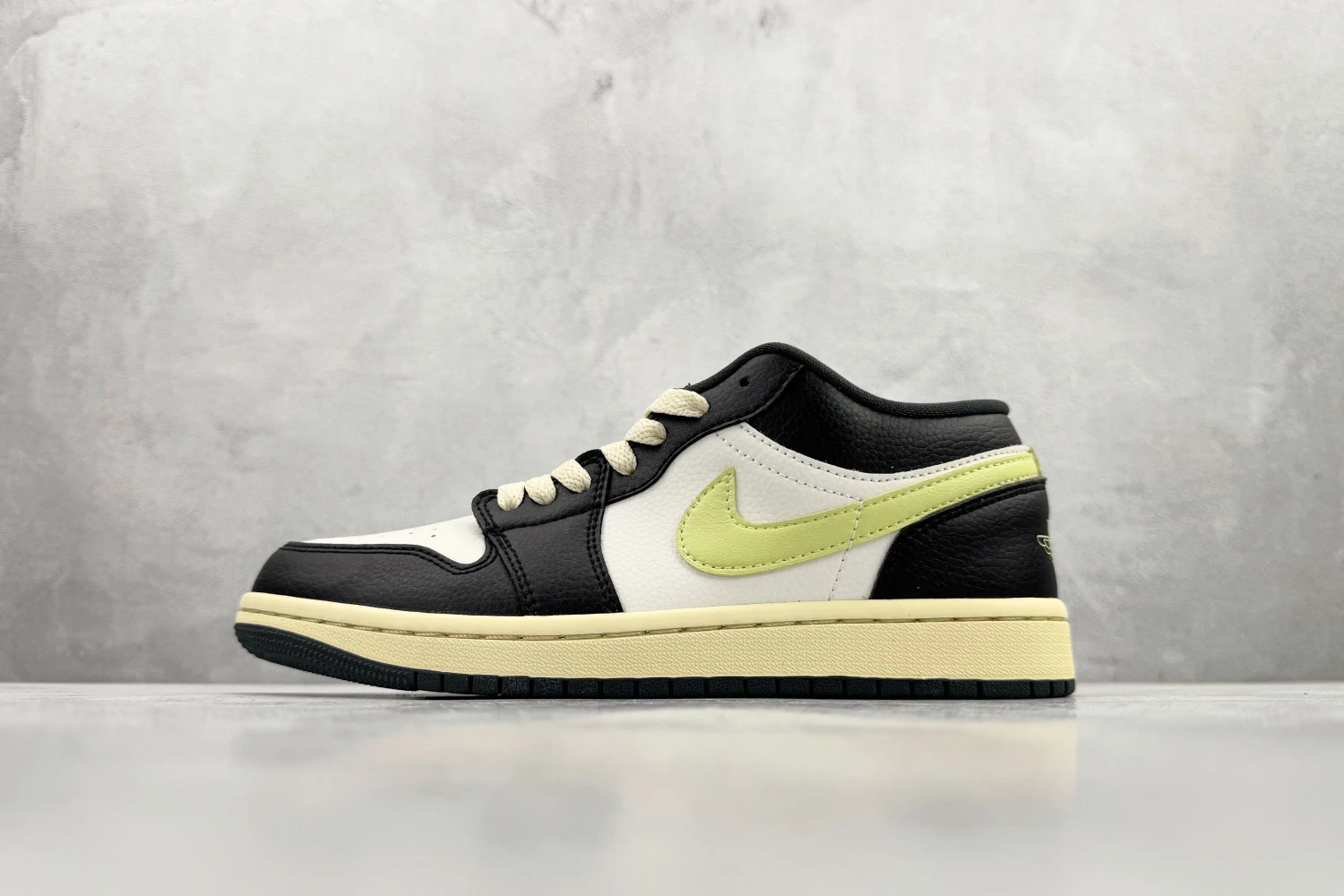 Air Jordan Low White Black Sail