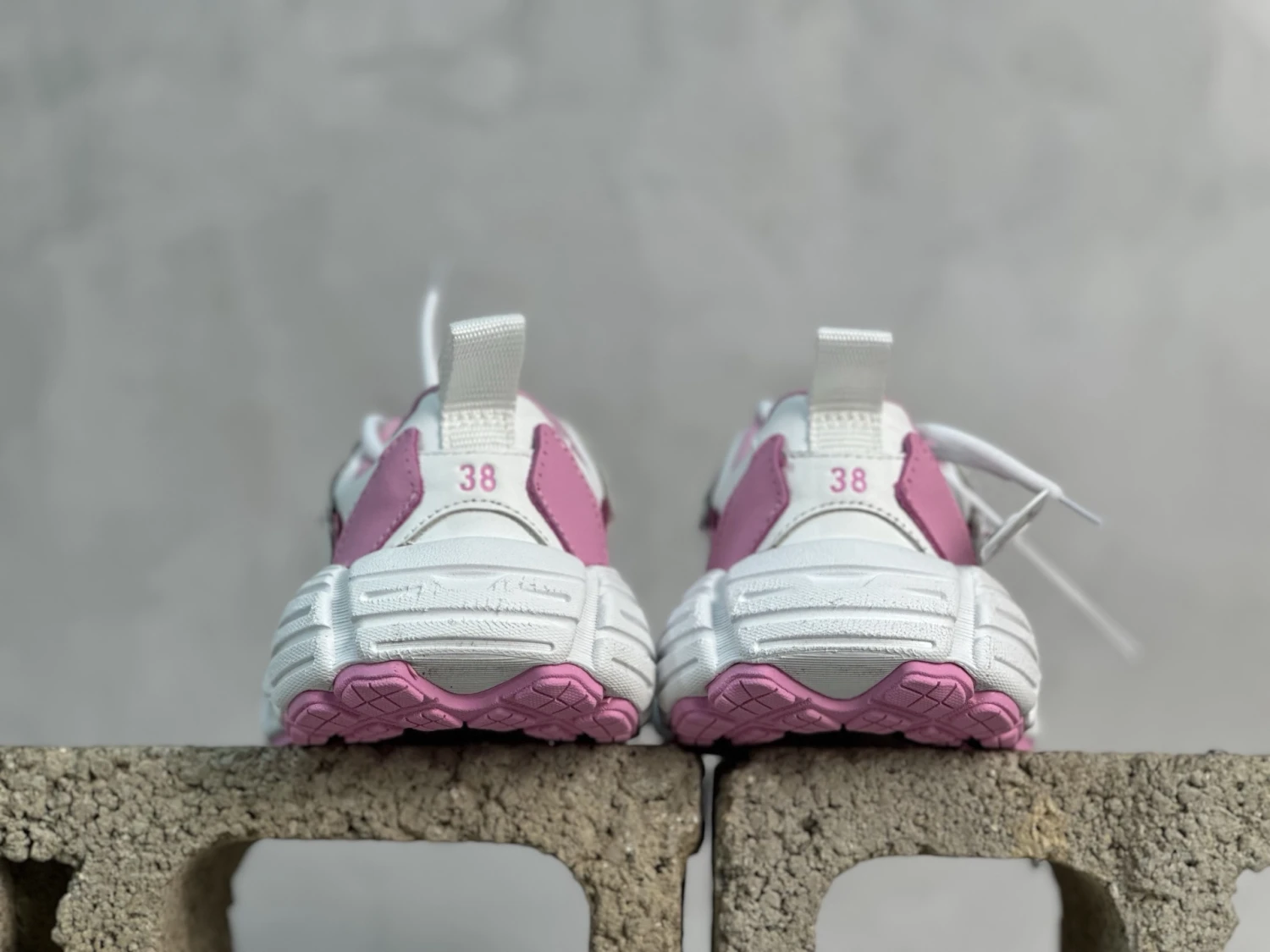 Balenciaga 3XL Runner Sneakers “White Pink”