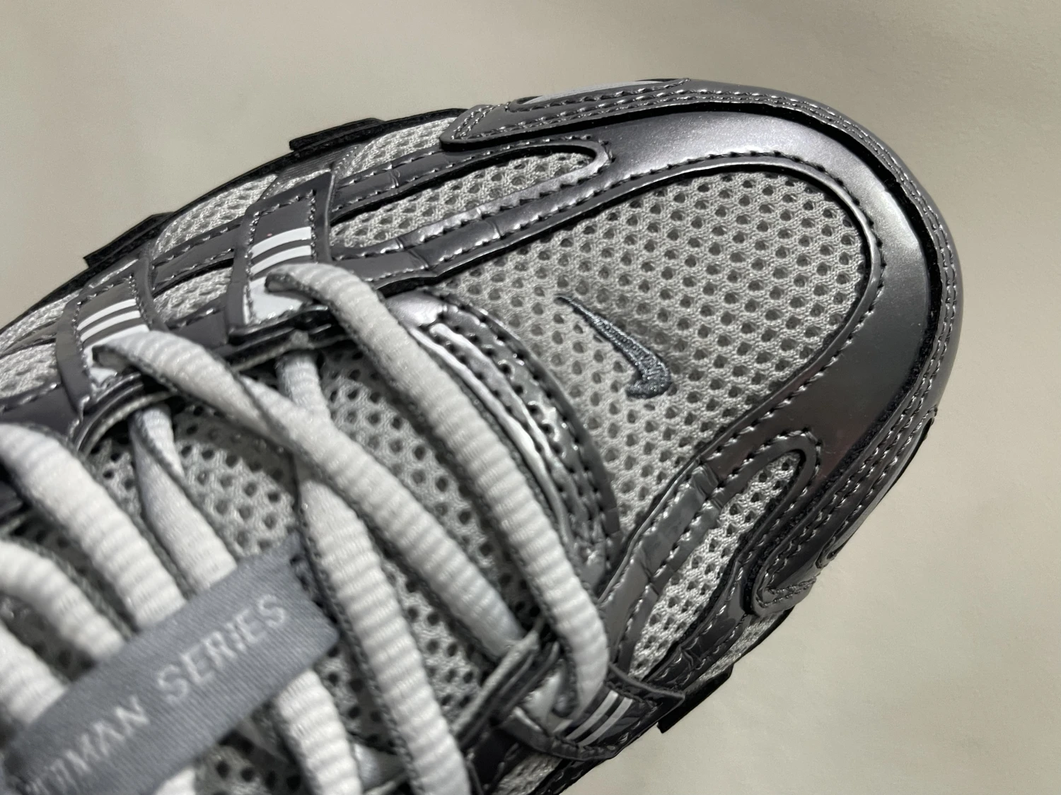 Nike Bomberman Series Sneakers – Grey & Dark Grey