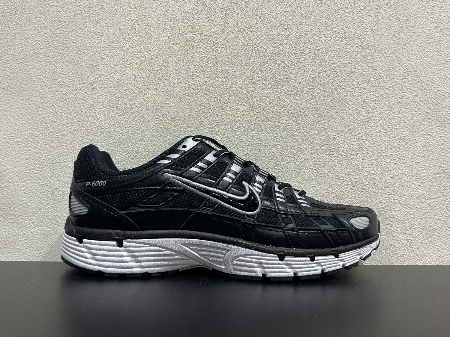 Nike Bomberman Series Sneakers – Triple Black & White
