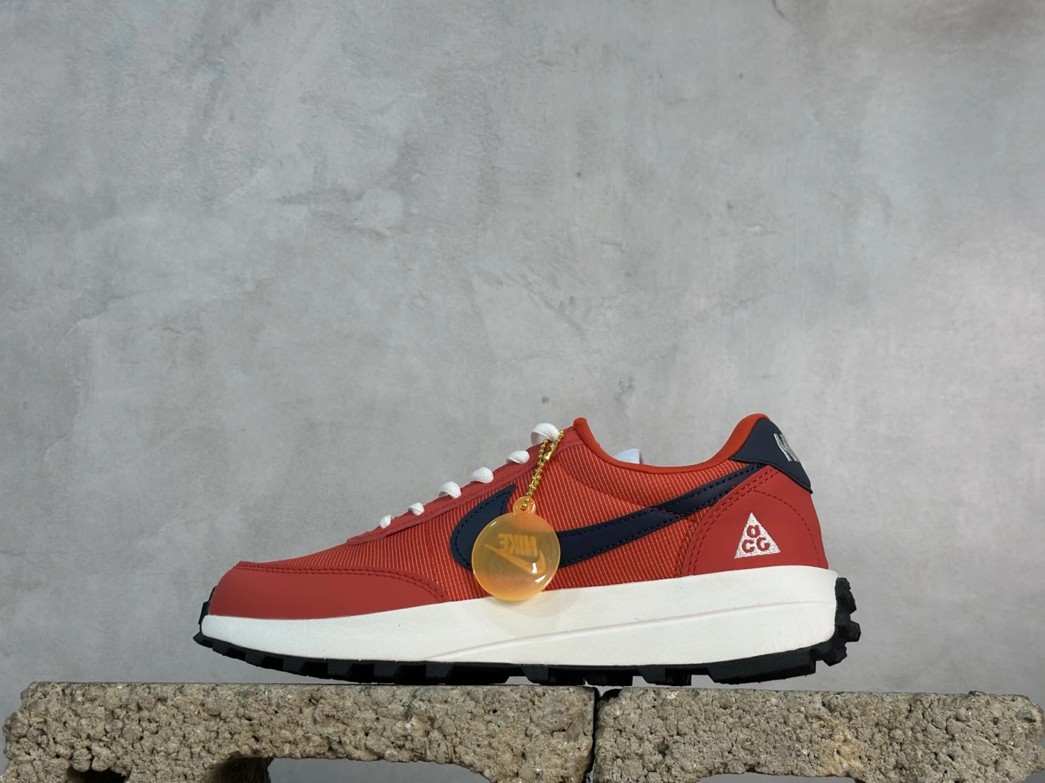 Nike Air Max 1 – Crimson Red & Midnight Navy