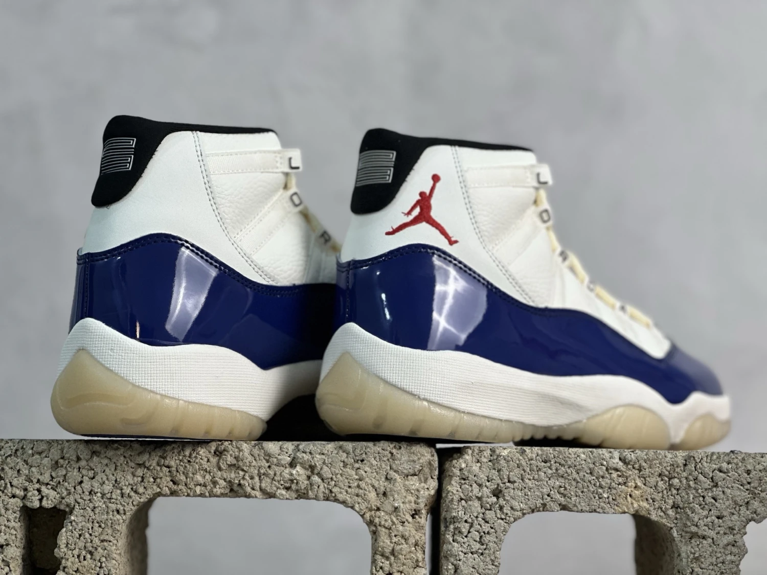 Air Jordan 11 Retro "Game Royal" Kids Sneakers – White/Royal Blue