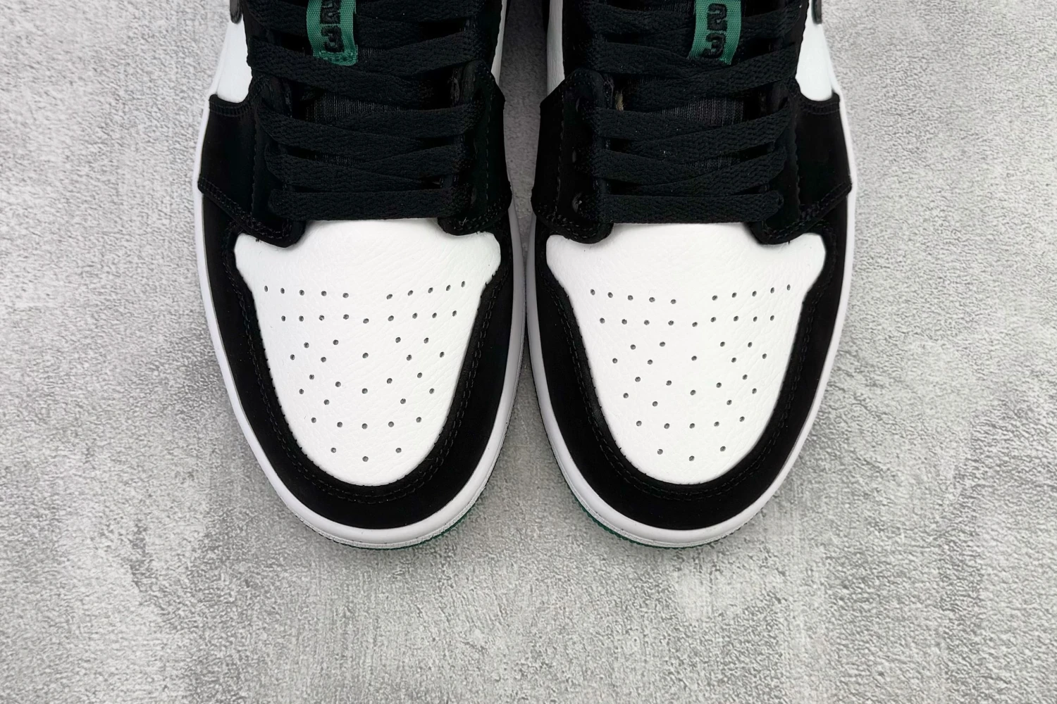 Air Jordan Low Midnight Emerald