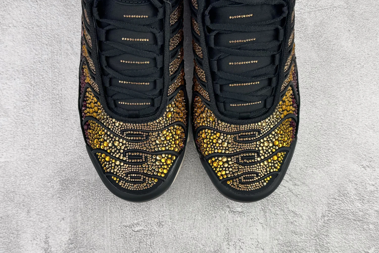 Nike Air Max Plus TN – Black, Gold & Red Crystal Edition