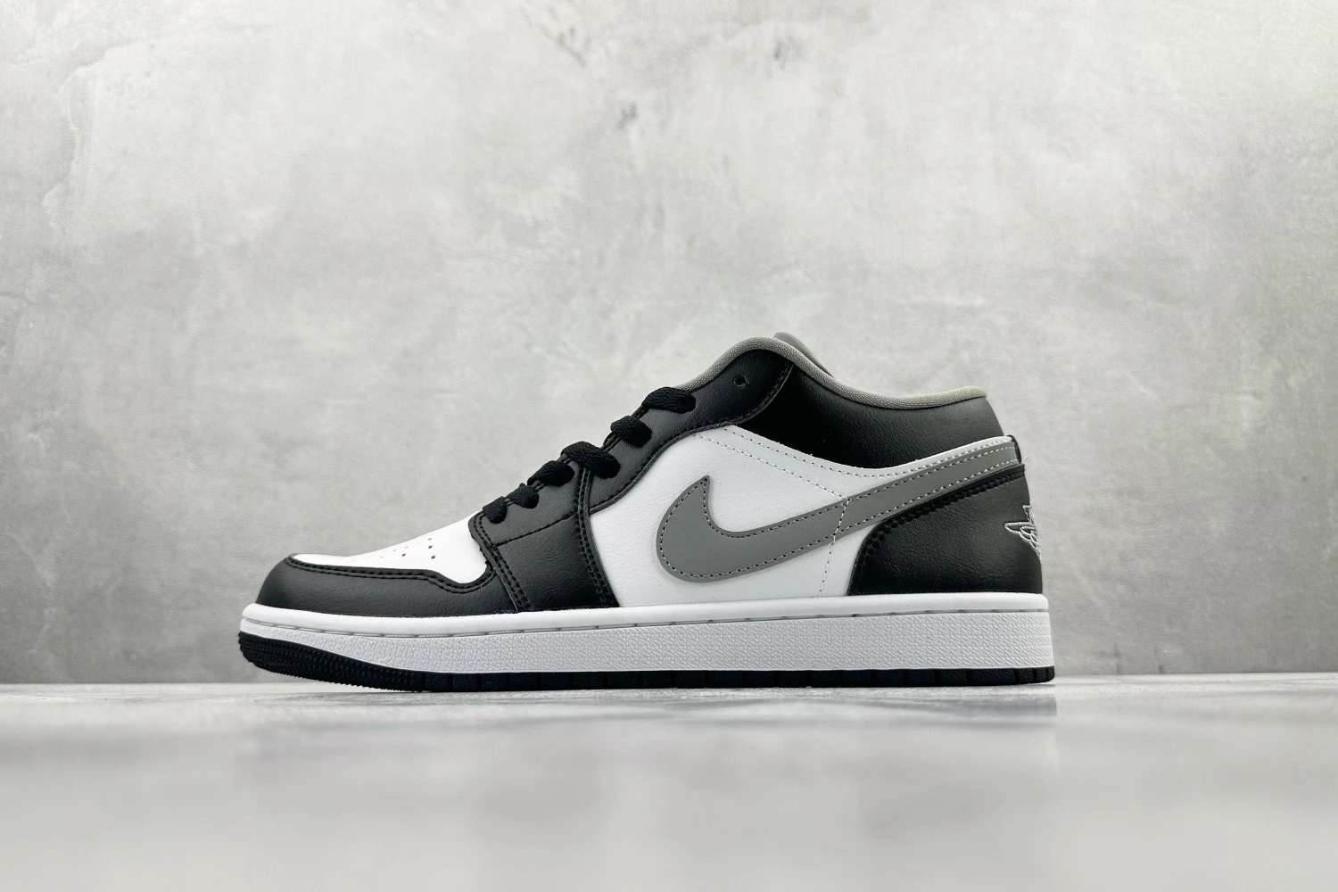Jordan Low Sneaker – Black, White & Grey