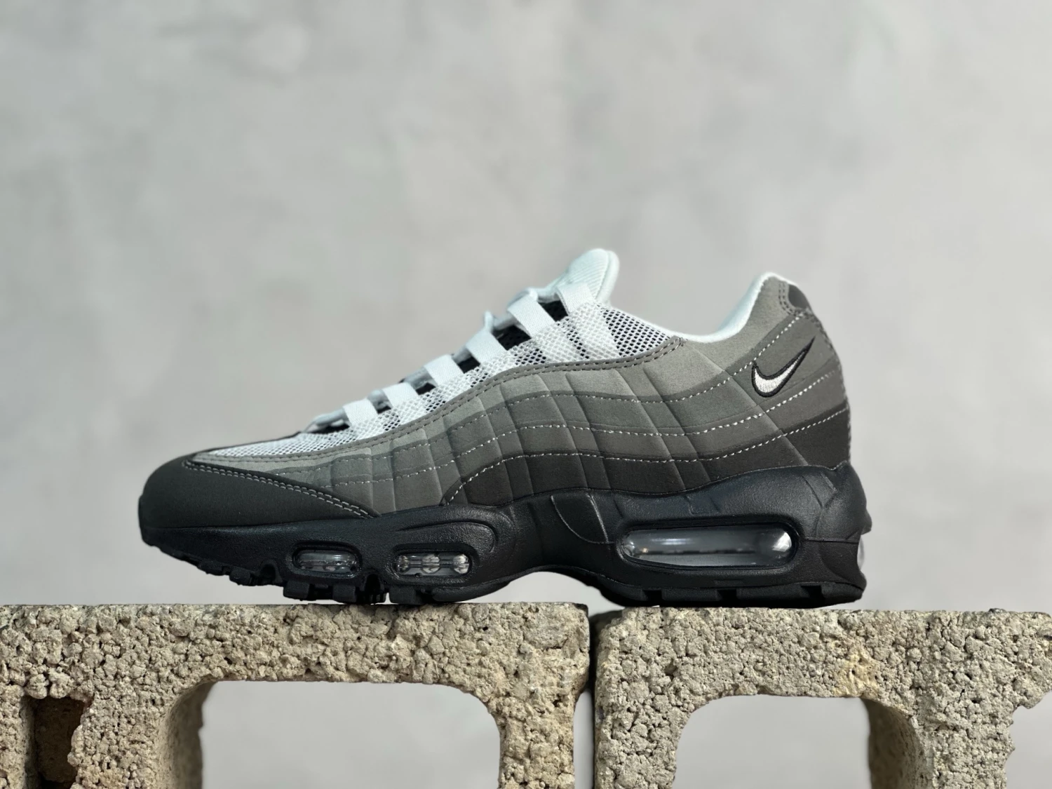 Nike Air Max 95 Sneakers – White, Black & Smoke Grey
