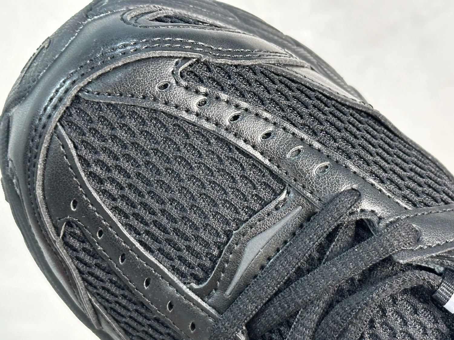 Nike Air Max Moto 2K – Triple Black