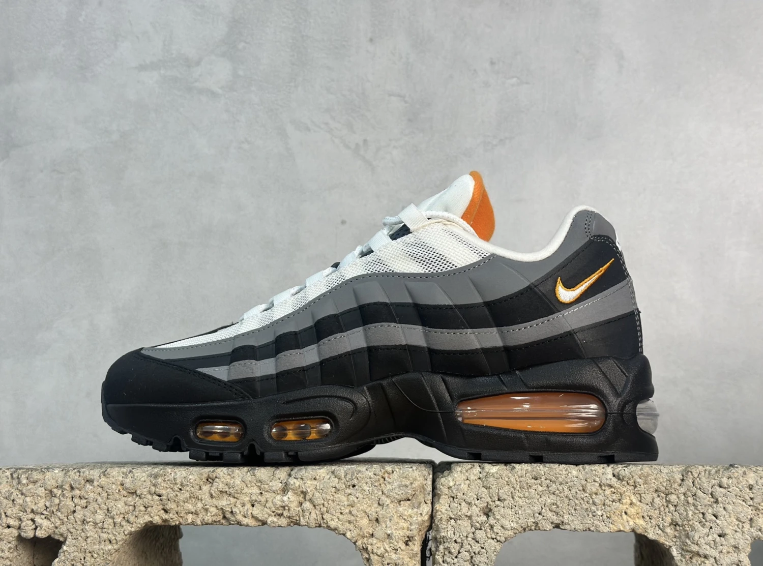 Nike Air Max 95 Sneakers – White, Grey, Black & Orange