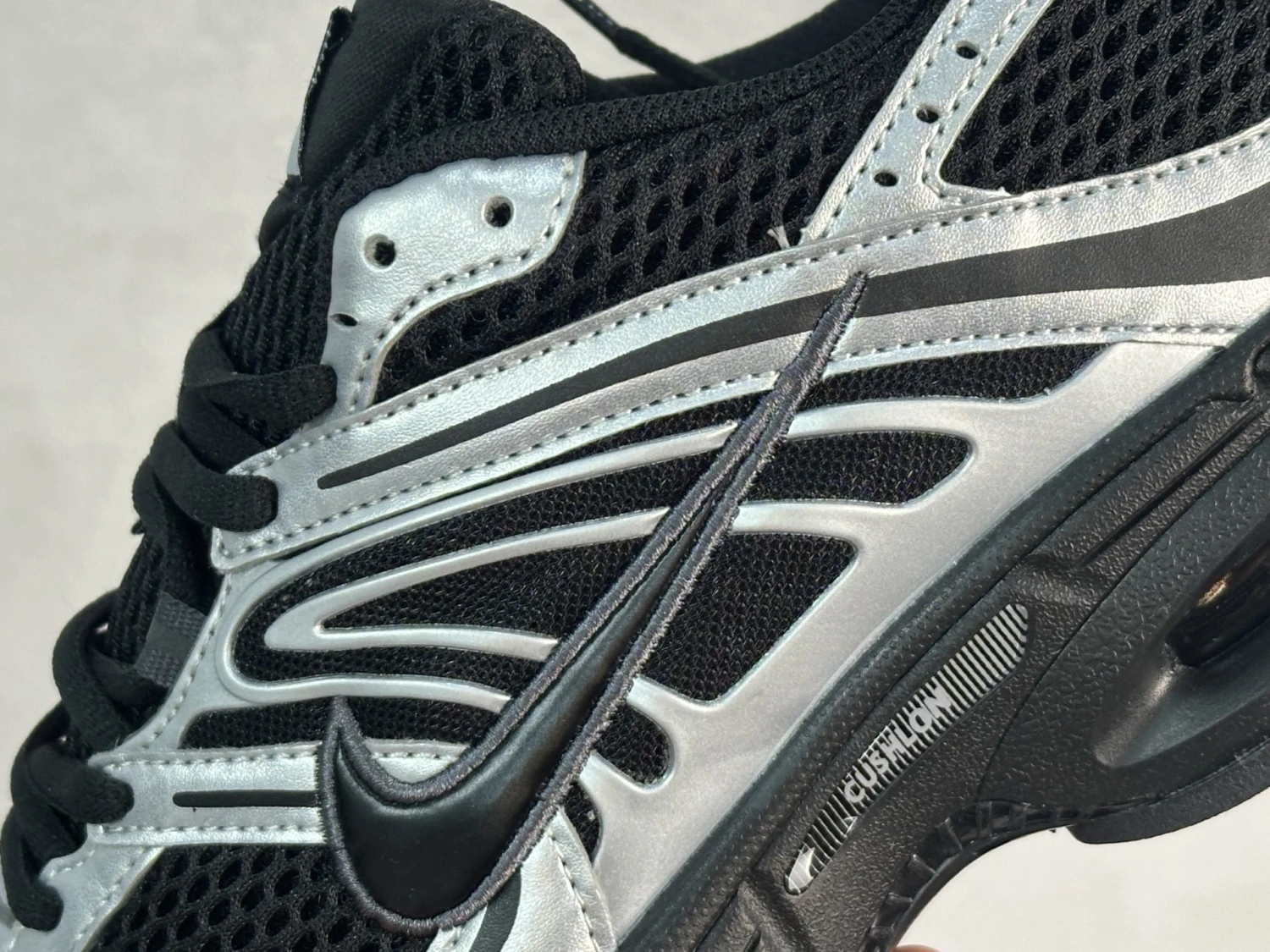Nike Air Max Moto 2K – Black, Metallic Silver & White